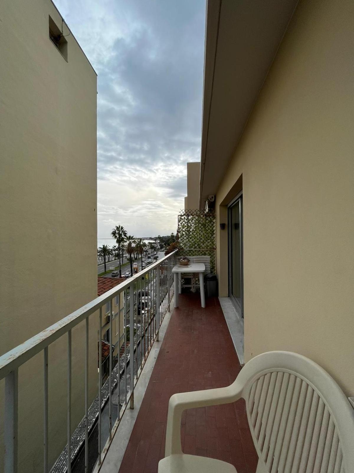 Apartment Vue Nizza